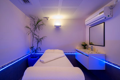 חדר טיפולים ב sarana spa
